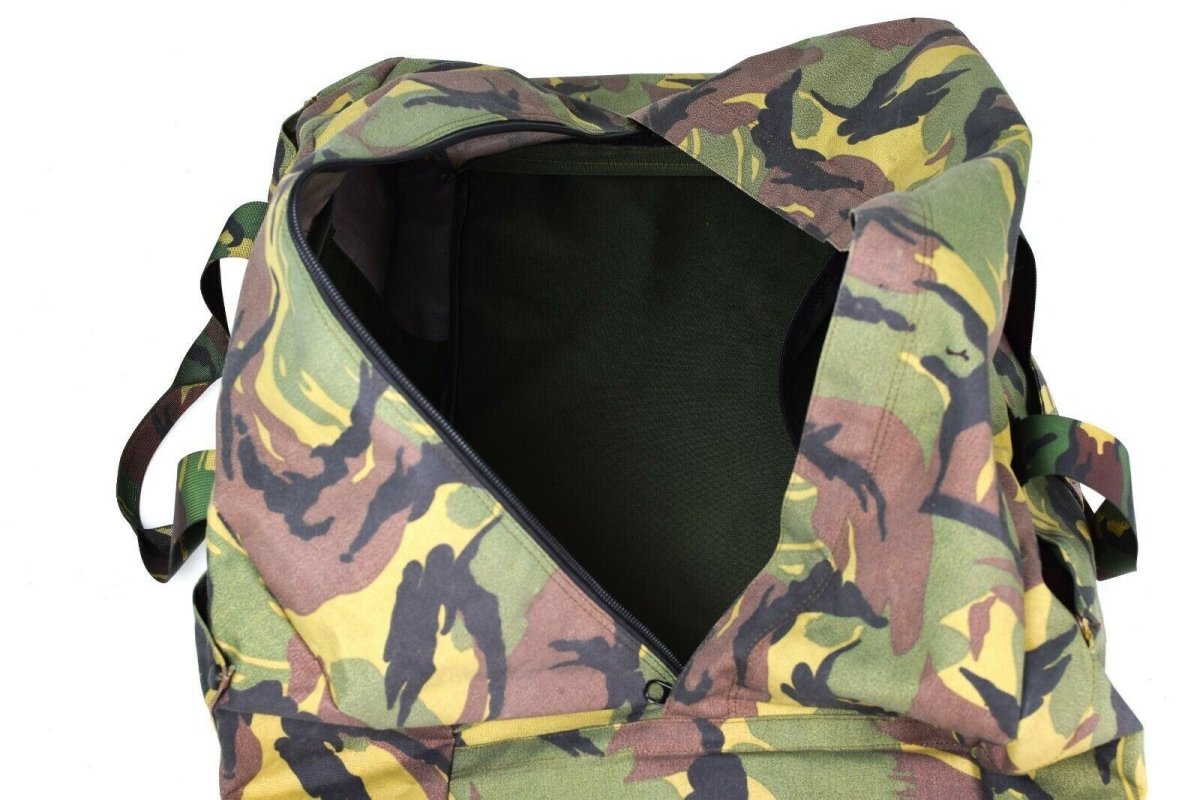 Oryginalny holenderska armia DPM Woodland Weekendowa torba na torba z plecakiem Duffel