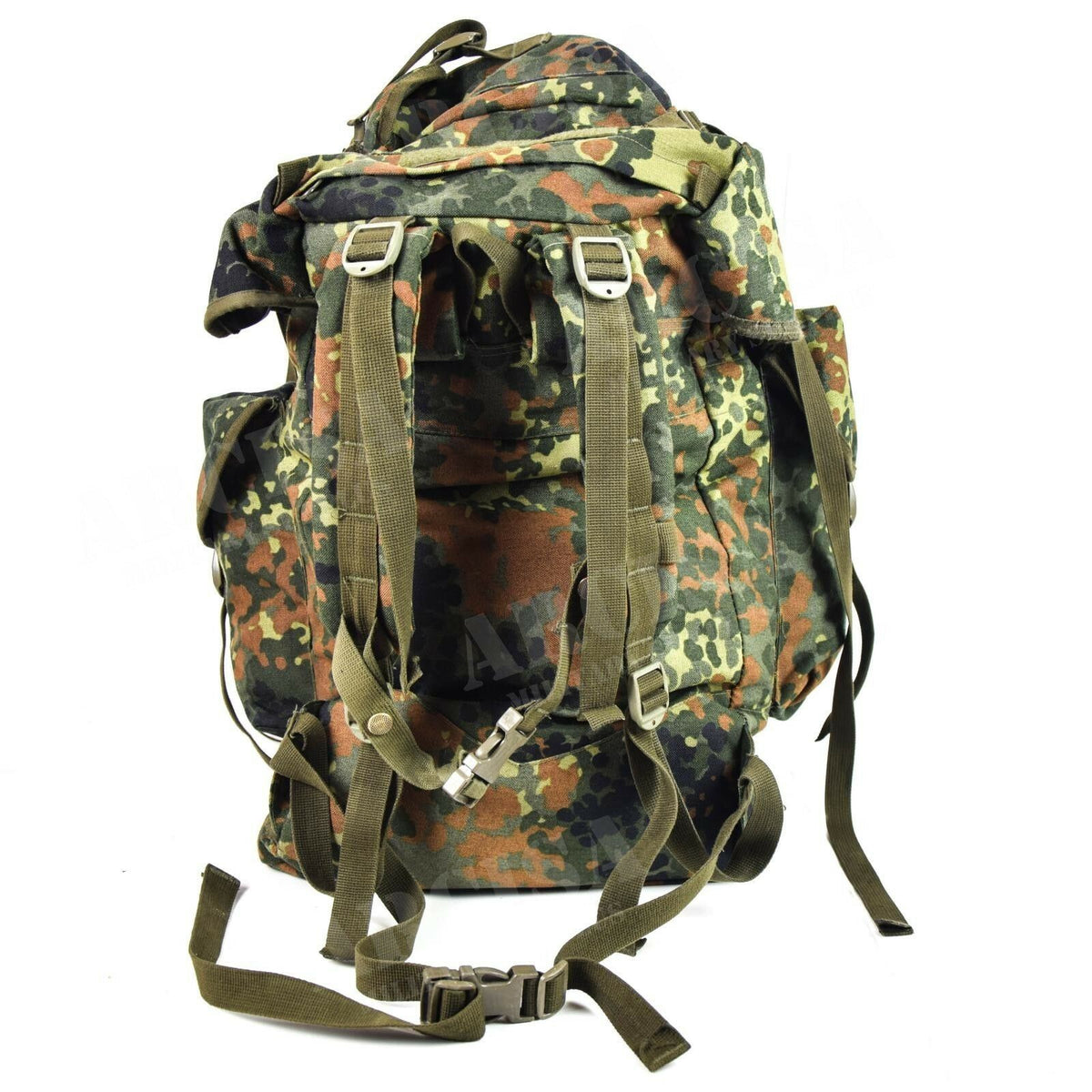 Oryginalny niemiecki wojskowy plecak 65L Combat Rucksack Flecktarn Camo