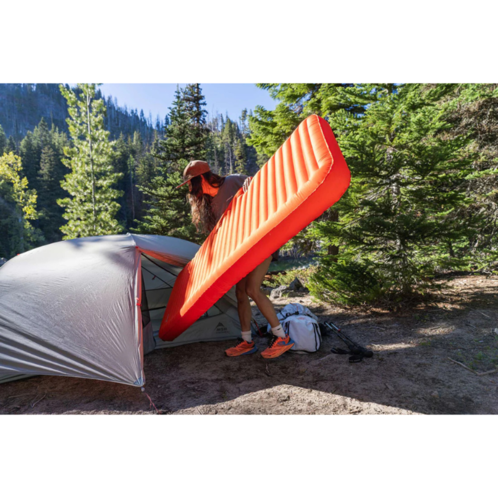 Therm-a-Rest NeoLoft Regular Szeroki ocieplany karimata 185 x 66 cm Ember